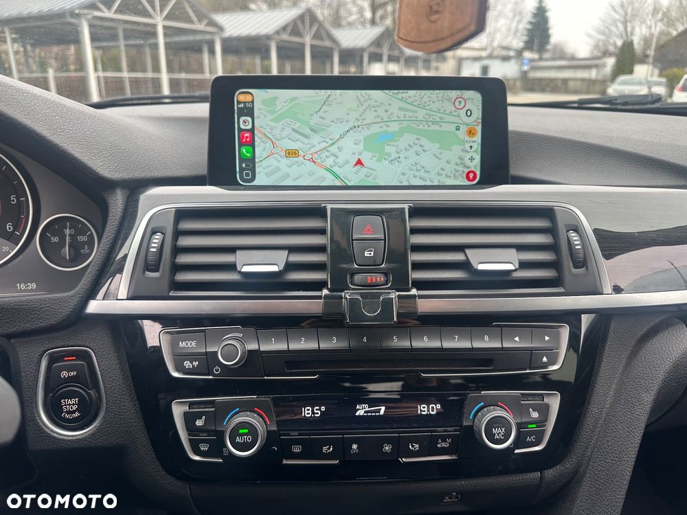 BMW Seria 3 320d Luxury Line - 23