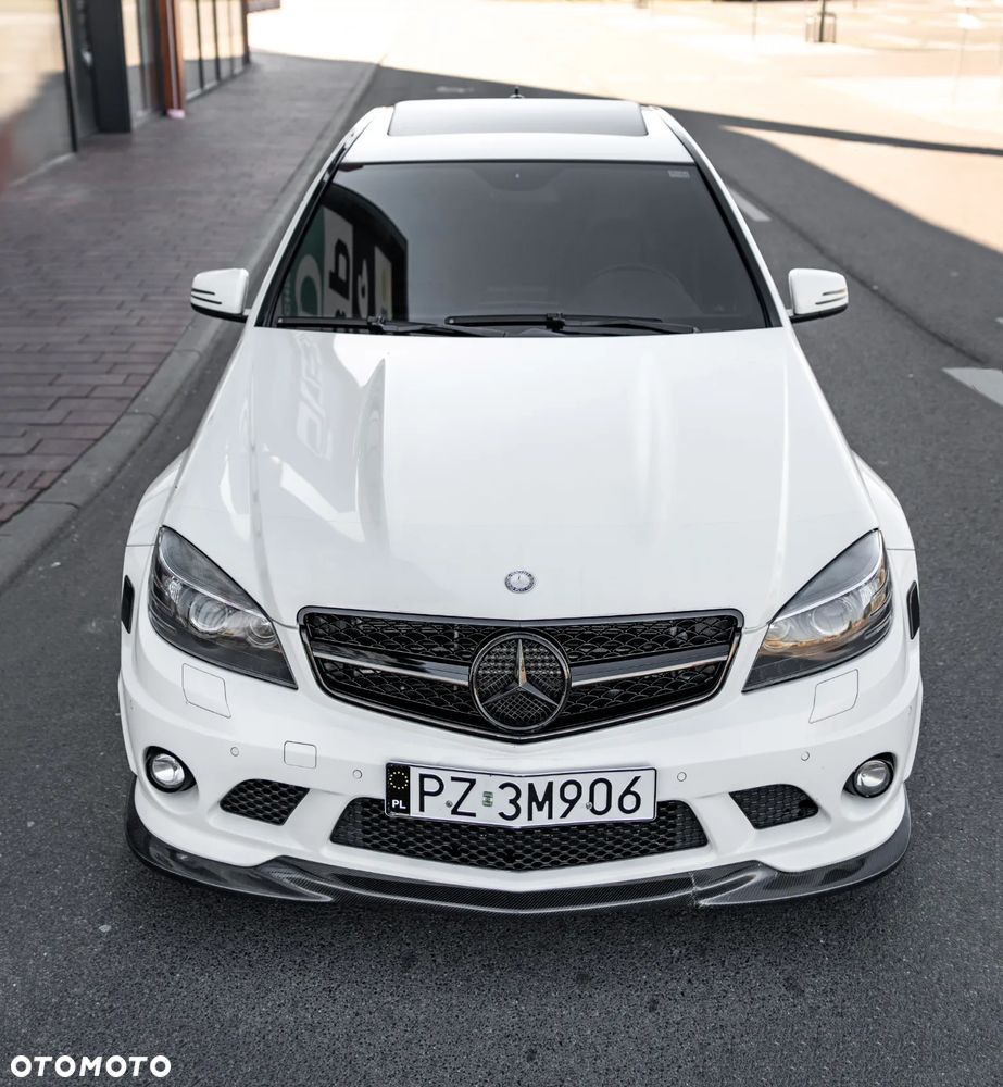 Mercedes-Benz Klasa C 63 AMG - 2