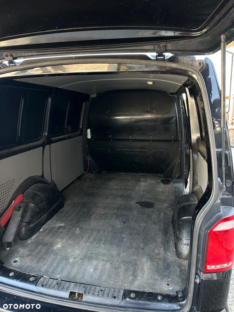 Volkswagen Transporter - 5