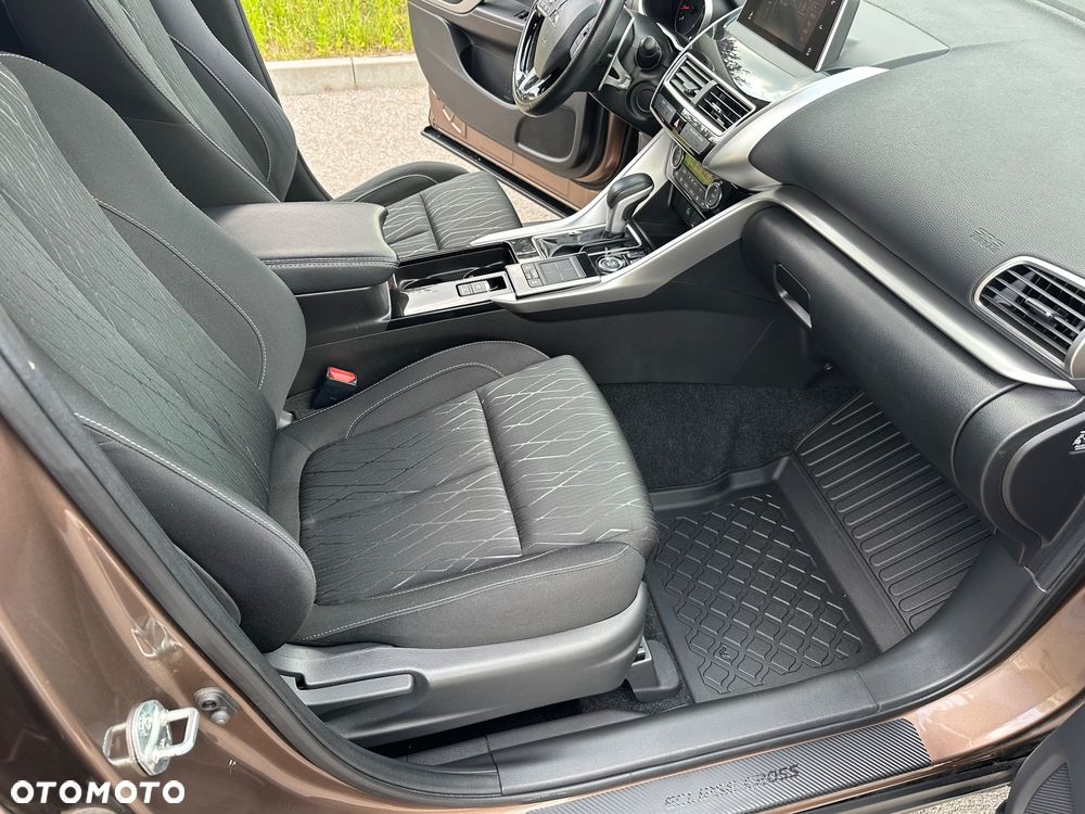 Mitsubishi Eclipse Cross 1.5 T-MIVEC ClearTec CVT 4WD Diamant Edition Plus - 18