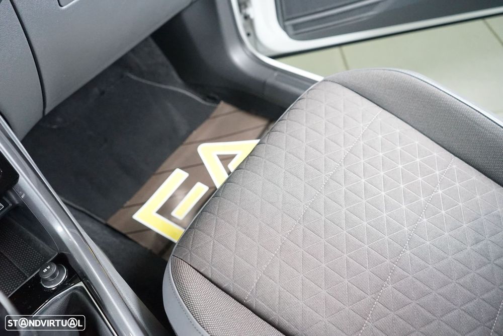 VW T-Cross 1.0 TSI Style - 37