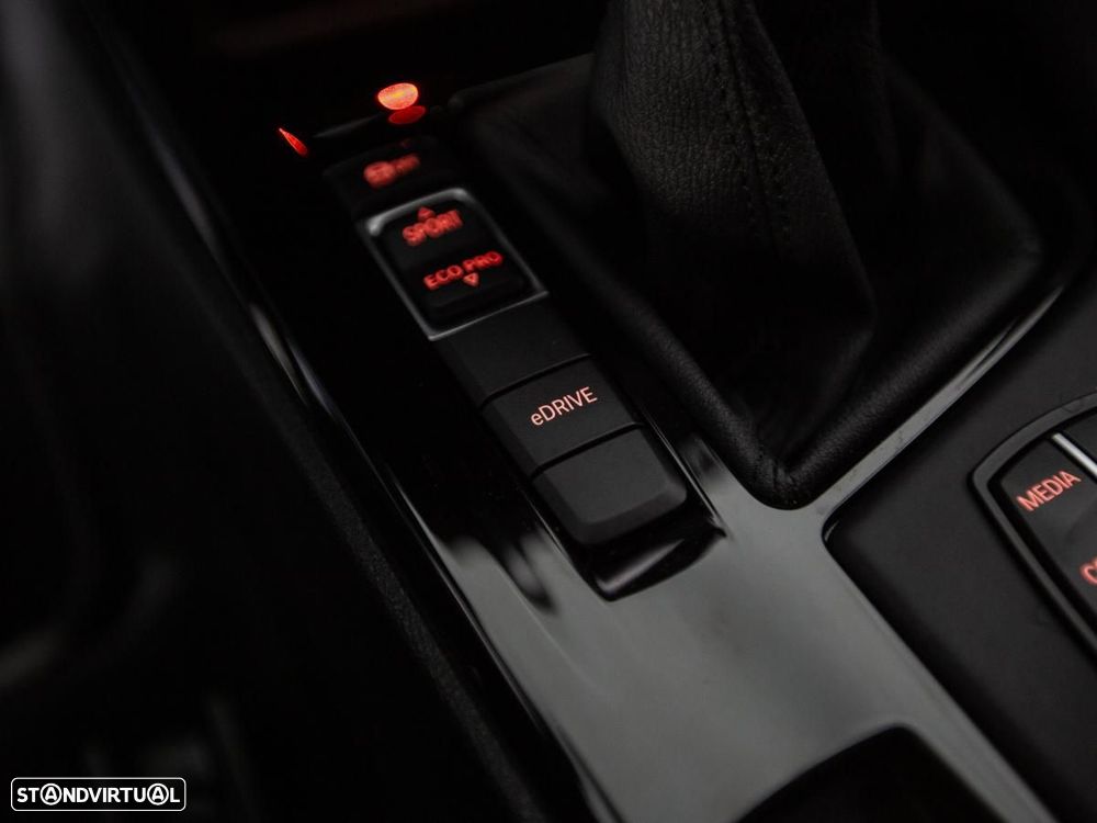 BMW X2 25 e xDrive - 28