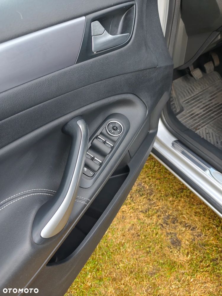 Ford Mondeo 2.0 TDCi Titanium S - 9