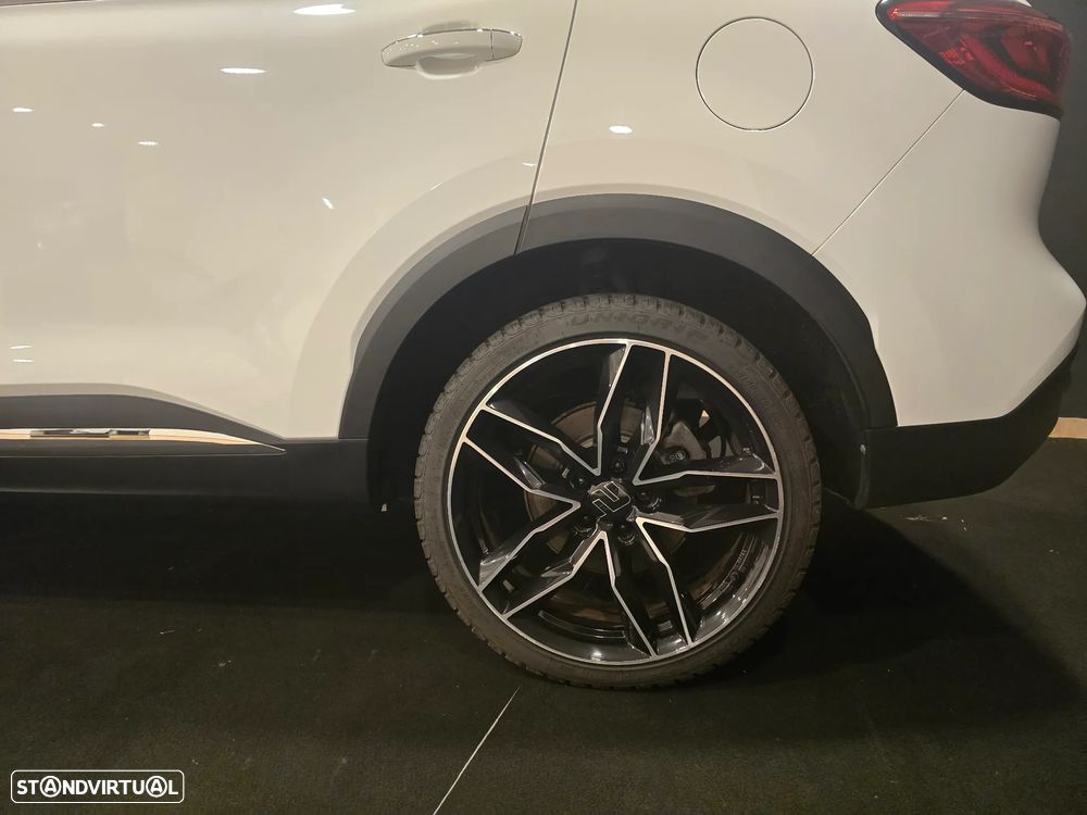 MG EHS 1.5 T-GDI Plug-in Hybrid Luxury - 3