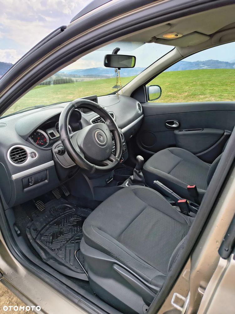 Renault Clio 1.5 dCi Expression - 9
