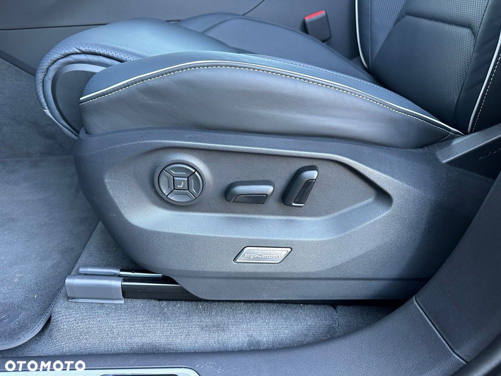 Volkswagen Touareg 3.0 V6 TDI 4Motion R-Line - 13