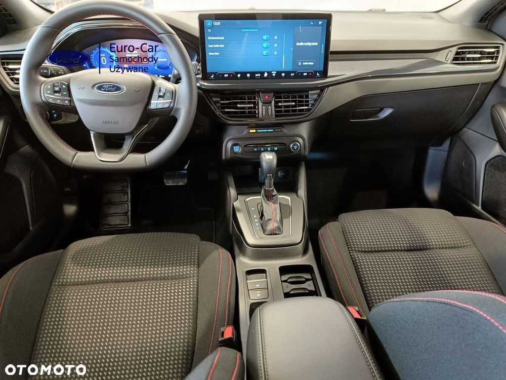 Ford Focus 1.0 EcoBoost mHEV ST-Line X - 11