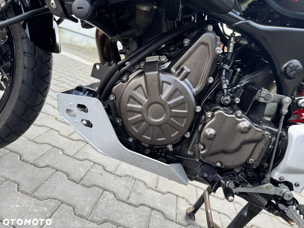 Yamaha Super Tenere - 21
