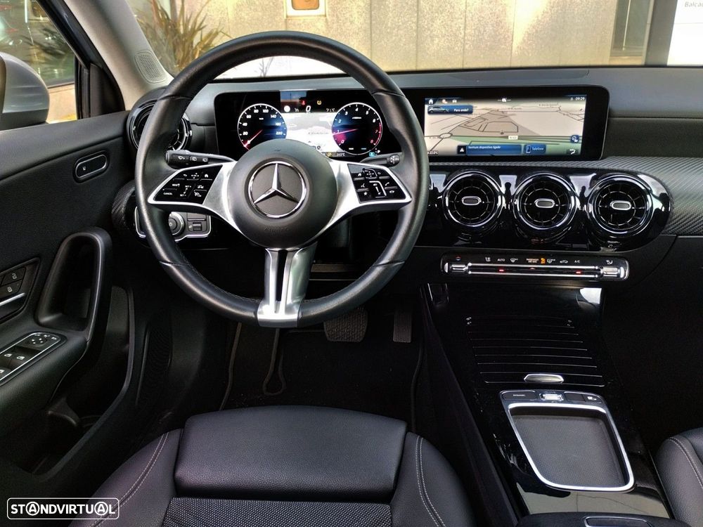 Mercedes-Benz A 200 Standard - 4