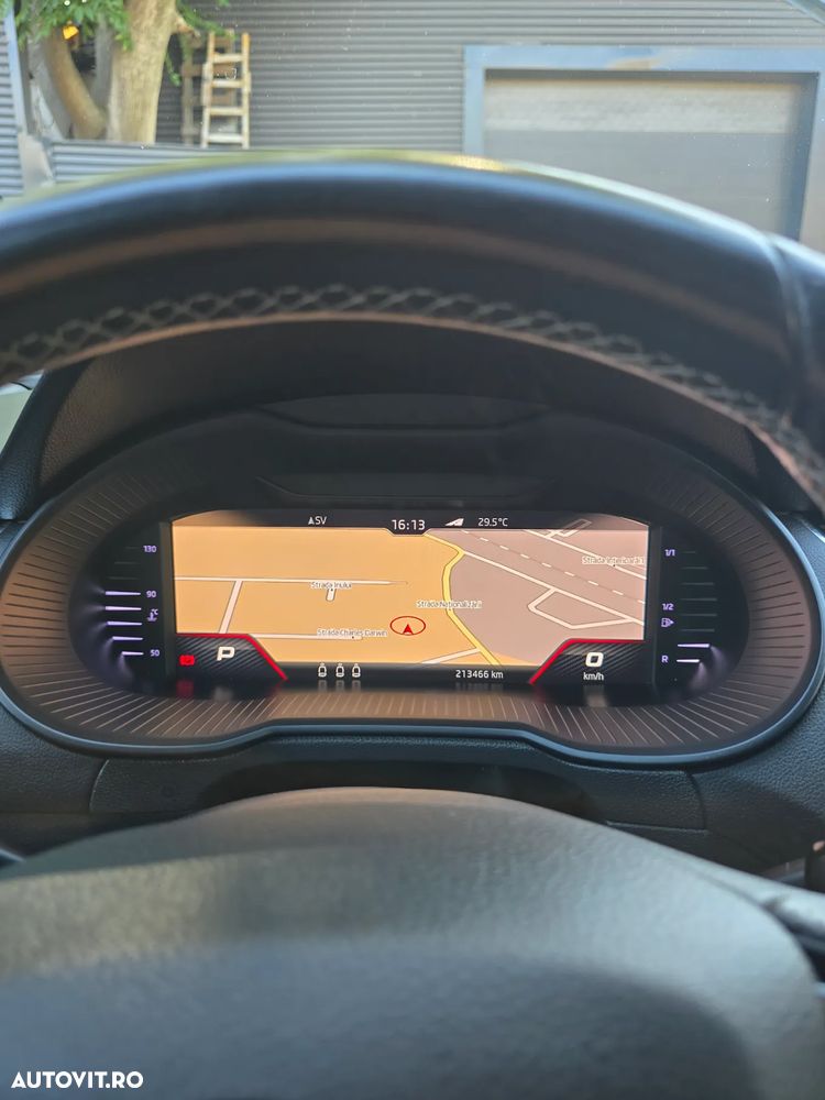 Skoda Octavia Combi Diesel 2.0 TDI DSG RS - 16