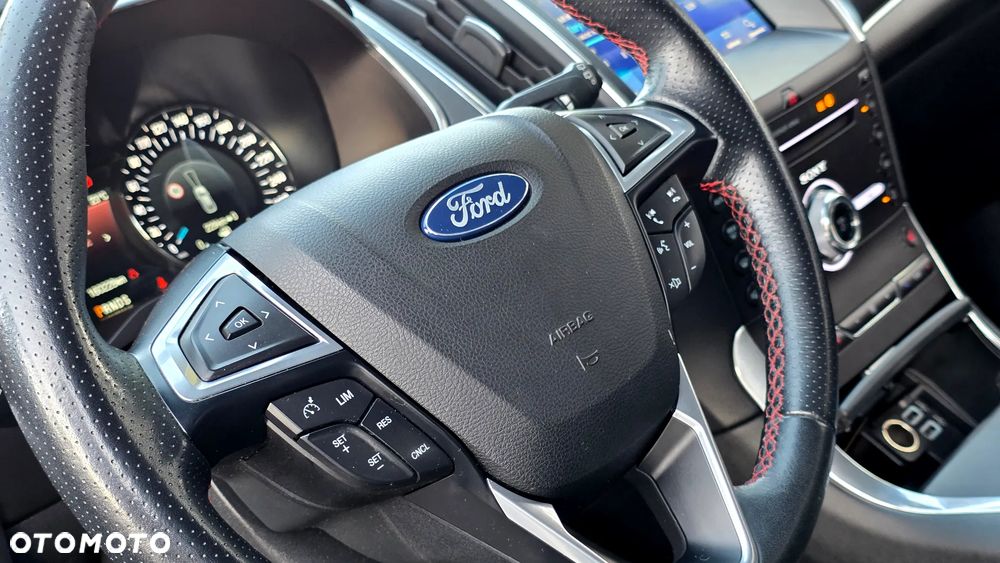 Ford S-Max 2.0 EcoBlue ST-LINE - 25