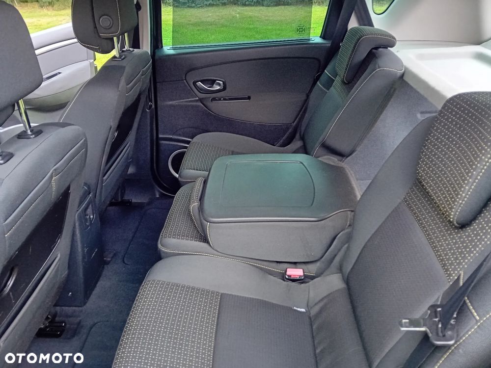 Renault Scenic 1.6 16V 110 LIMITED - 10