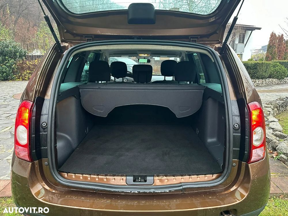 Dacia Duster 1.6 16V 4x4 Ambiance - 8