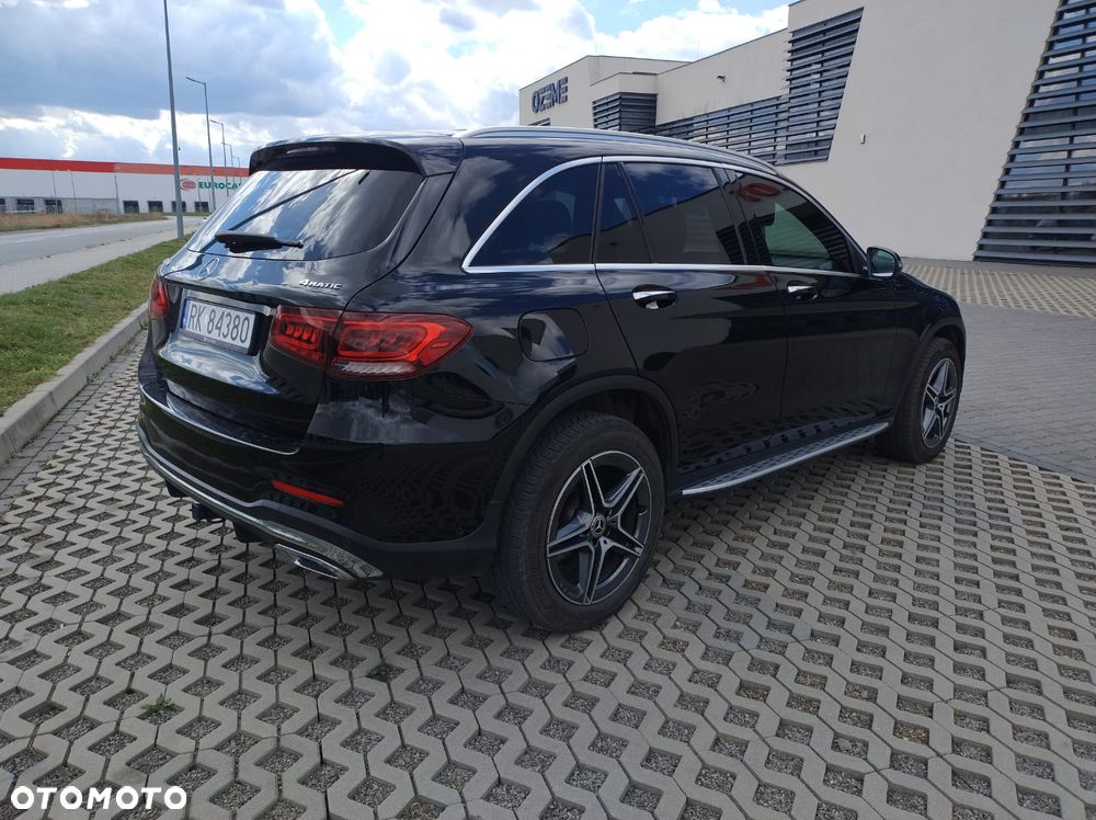 Mercedes-Benz GLC 300 4Matic 9G-TRONIC AMG Line - 5