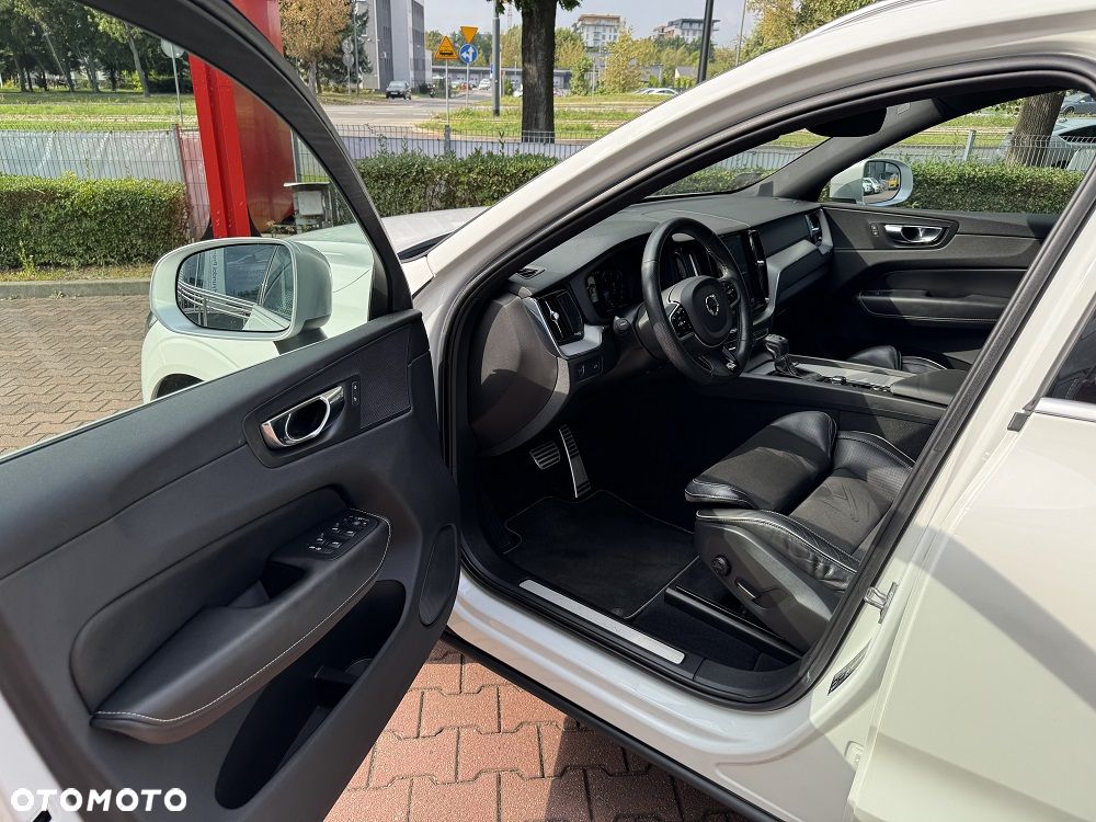 Volvo XC 60 D4 SCR AWD R-Design - 7