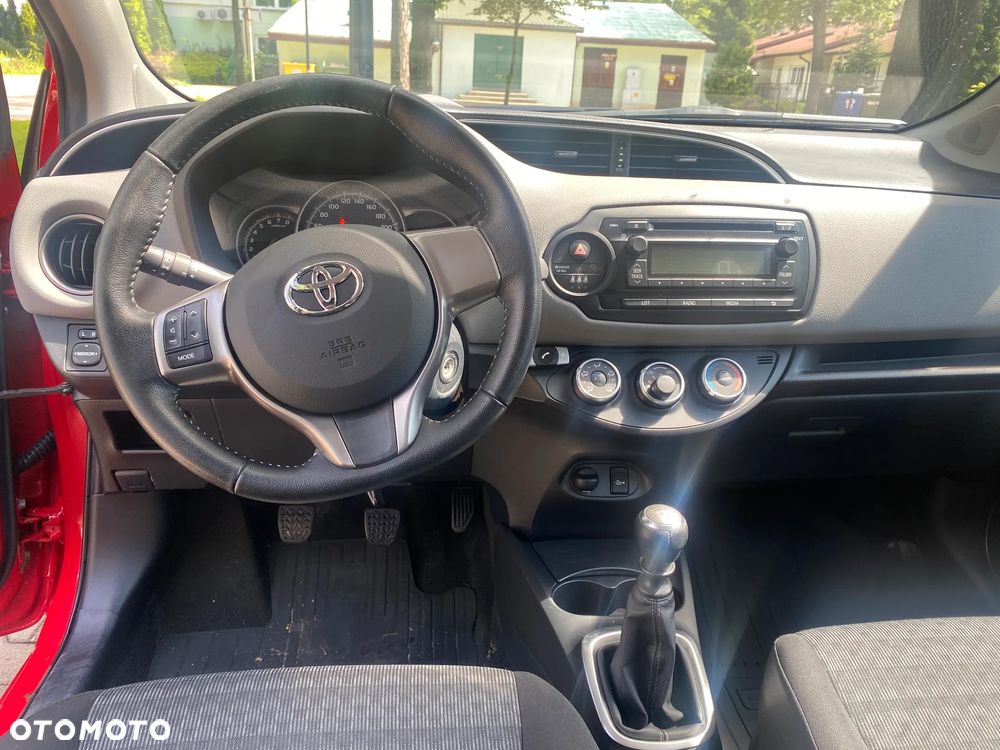 Toyota Yaris 1.33 Life EU6 - 9