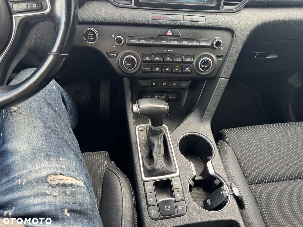 Kia Sportage 2.0 CRDI L 4WD - 13