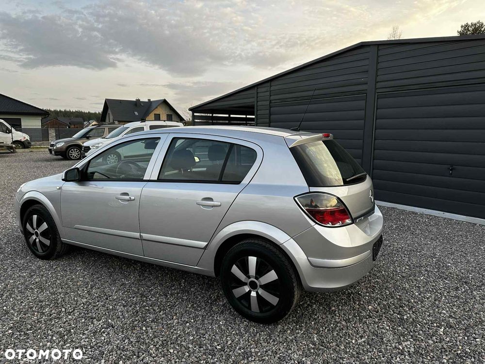 Opel Astra 1.6 NAVI - 5