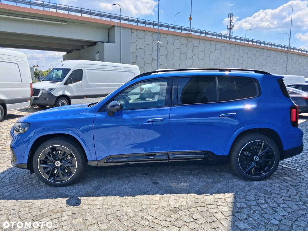 Mercedes-Benz GLB - 4