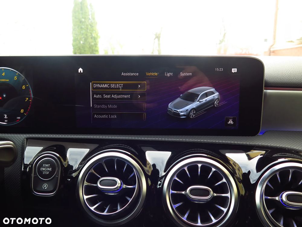 Mercedes-Benz Klasa A 250 4-Matic 7G-DCT - 20