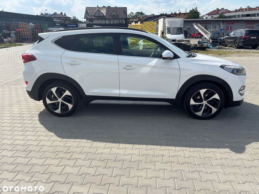 Hyundai Tucson - 10