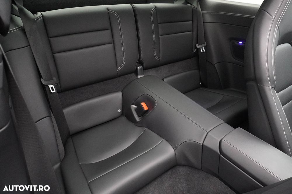 Porsche 911 Carrera 4 PDK - 20