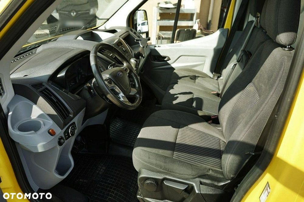 Ford Transit - 13