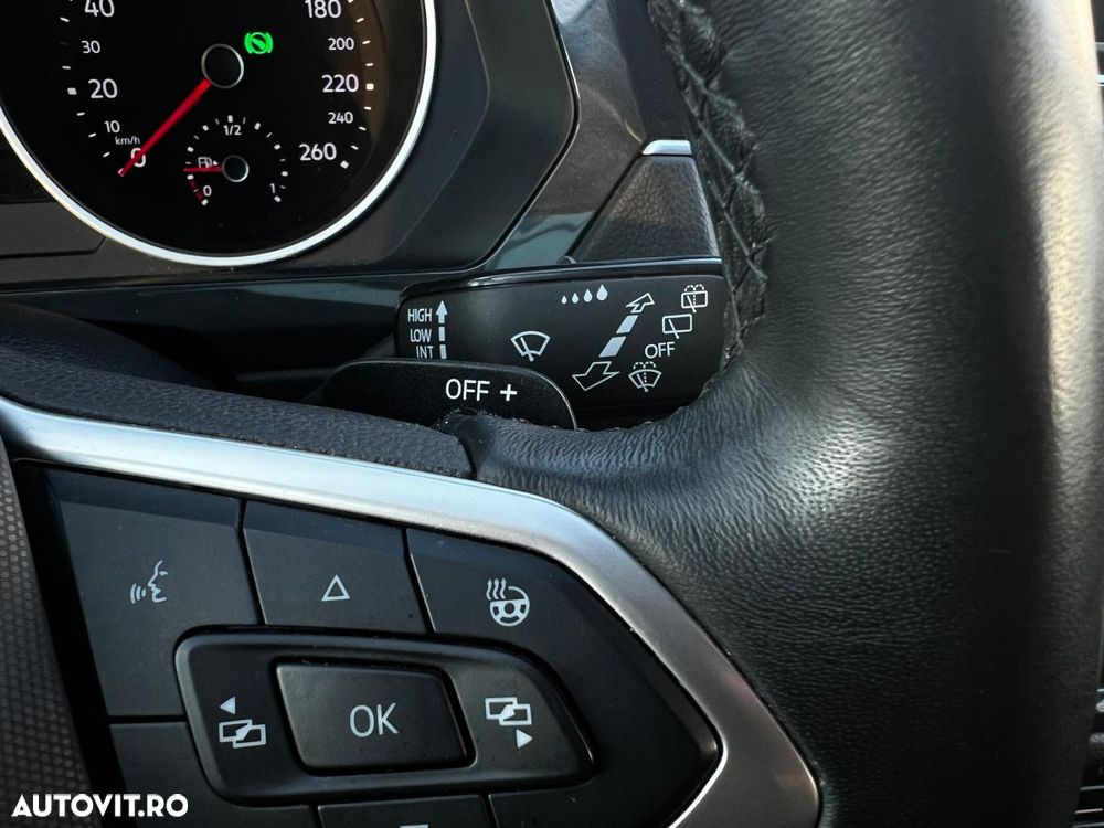 Volkswagen Tiguan - 17