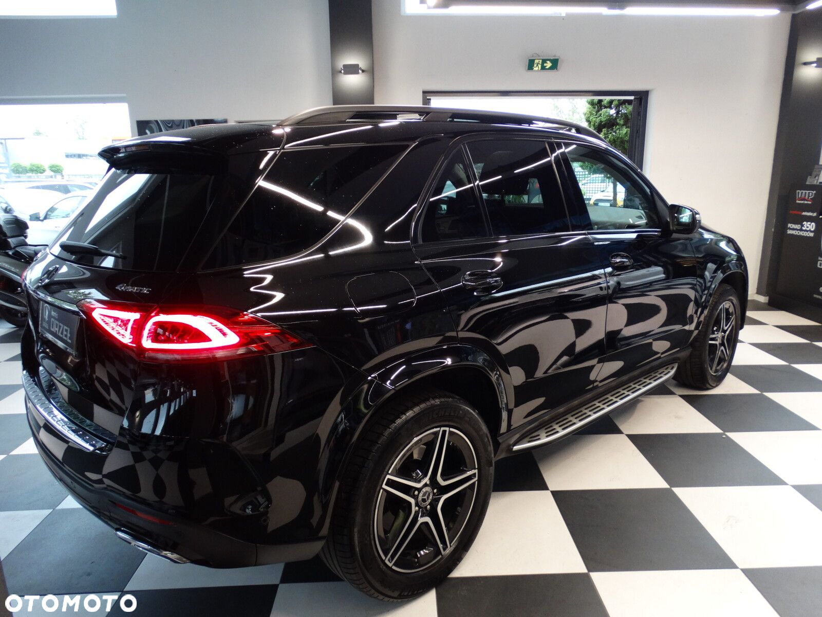 Mercedes-Benz GLE - 10