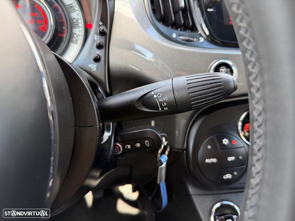 Fiat 500C 1.0 Hybrid Lounge - 23