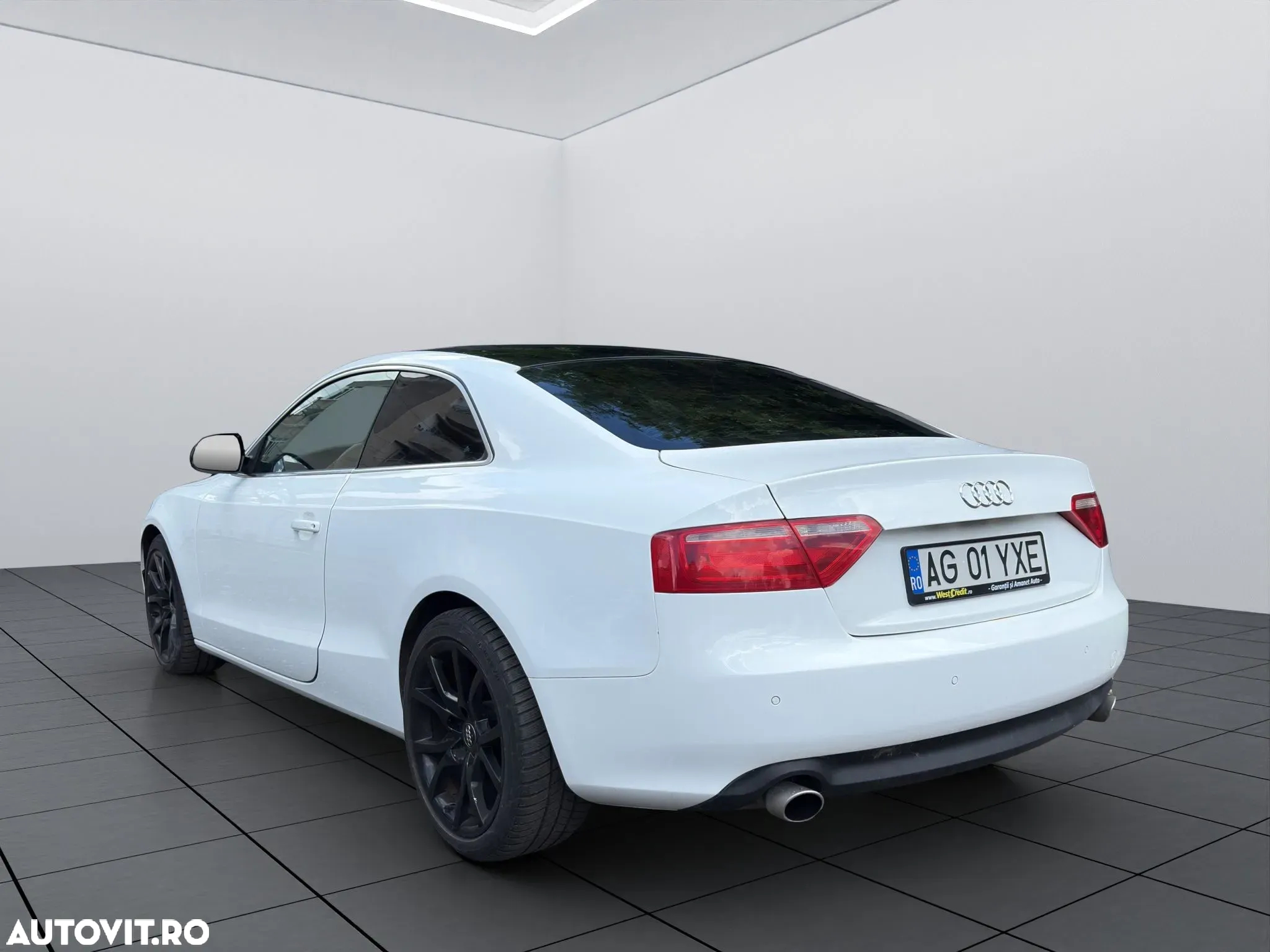 Audi A5 Coupe 2.7 TDI DPF Multitronic - 12