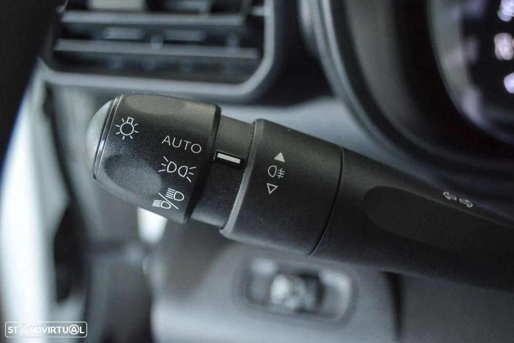 Toyota Proace City 1.5D L2 Comfort 3L - 28