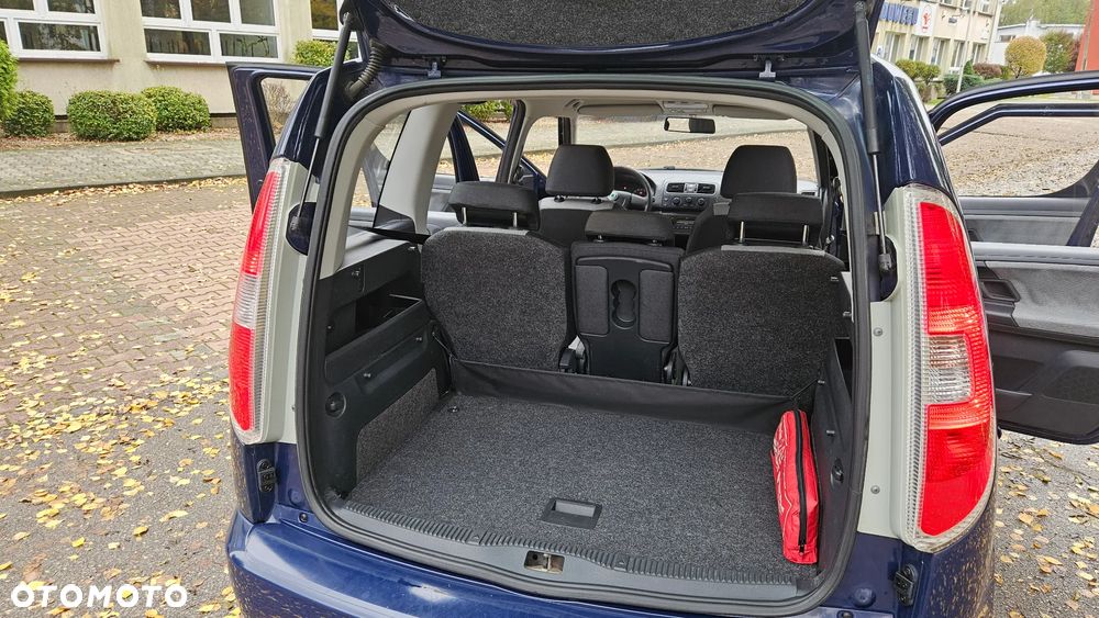 Skoda Roomster 1.2 Ambition PLUS EDITION - 15