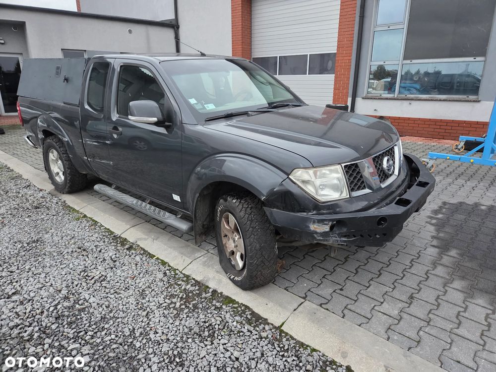 Nissan Navara 2.5 TDi Base / XE - 5