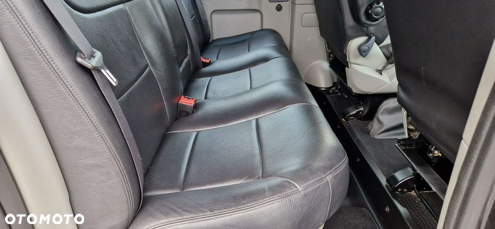 Opel Vivaro - 28