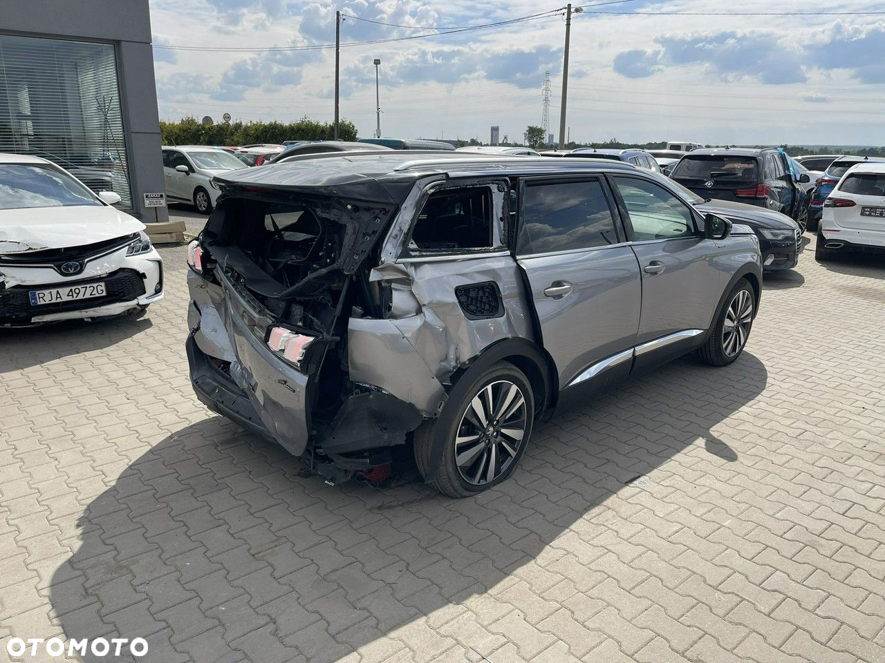 Peugeot 5008 1.5 BlueHDi GT Pack S&S EAT8 - 4