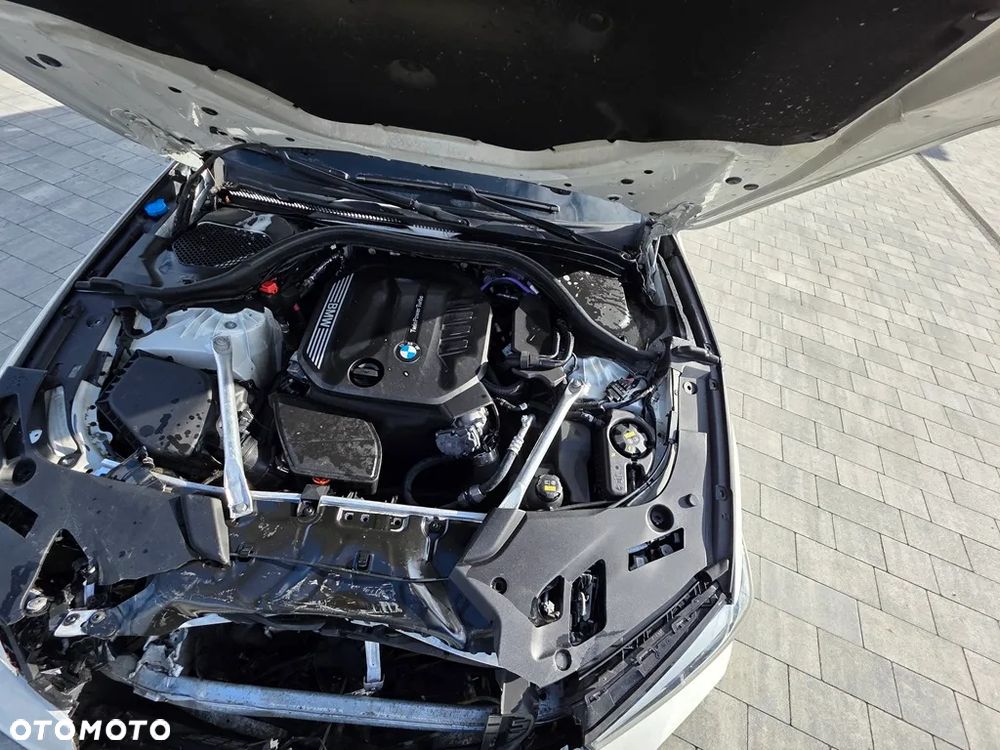 BMW Seria 5 520d xDrive MHEV M Sport sport - 15