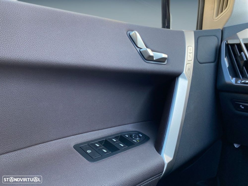 BMW iX xDrive 40 - 15