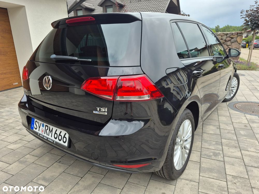 Volkswagen Golf - 2