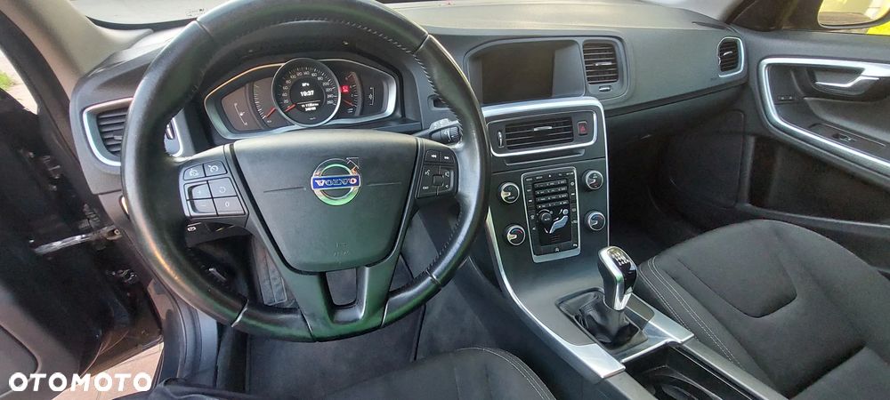 Volvo V60 D2 Drive-E Kinetic - 8