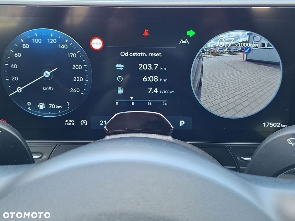 Hyundai Kona - 32