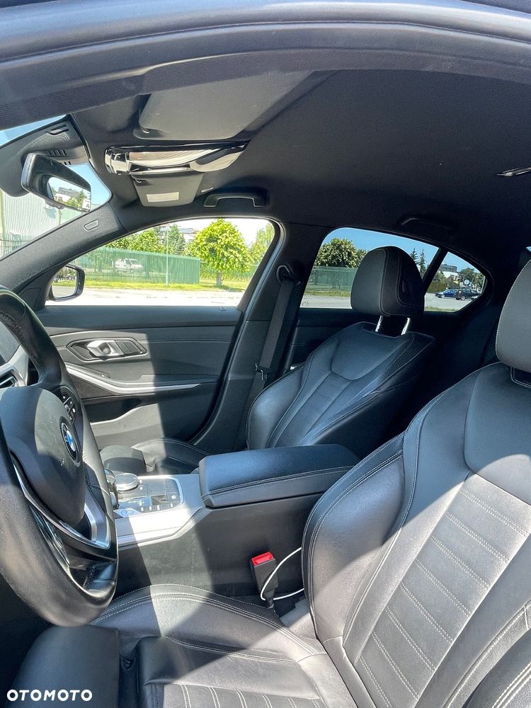 BMW Seria 3 330e Advantage - 15