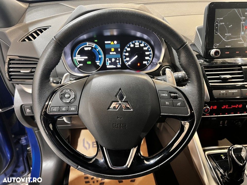 Mitsubishi Eclipse-Cross PHEV Intense - 14