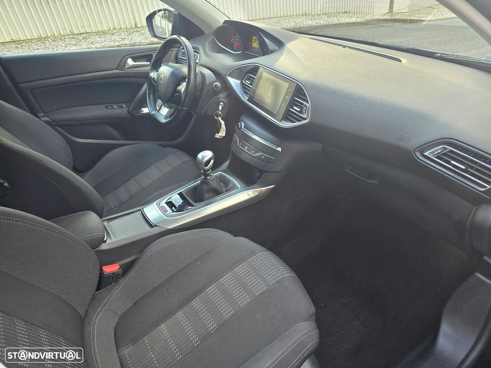 Peugeot 308 PureTech 130 Stop & Start Active - 9