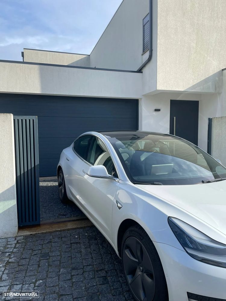 Tesla Model 3 Standard Range Plus RWD - 2