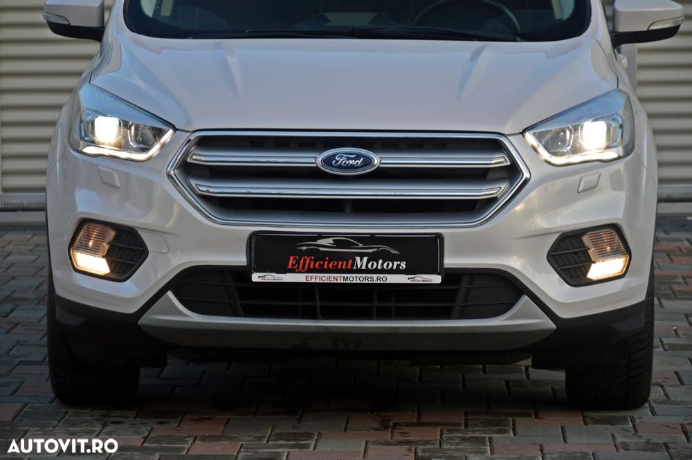 Ford Kuga 1.5 EcoBoost 4WD Aut. Titanium - 39