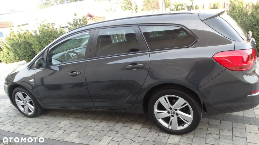 Opel Astra 1.4 Turbo Innovation - 8