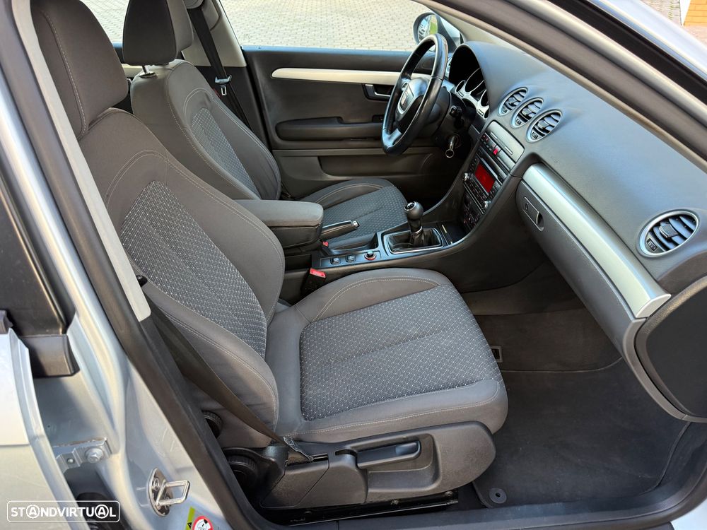 SEAT Exeo 2.0 TDI Reference - 13