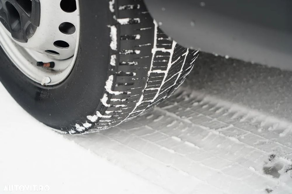 Iveco DAILY 35-140 / TIN / PANEL / HI-MATIC - 16