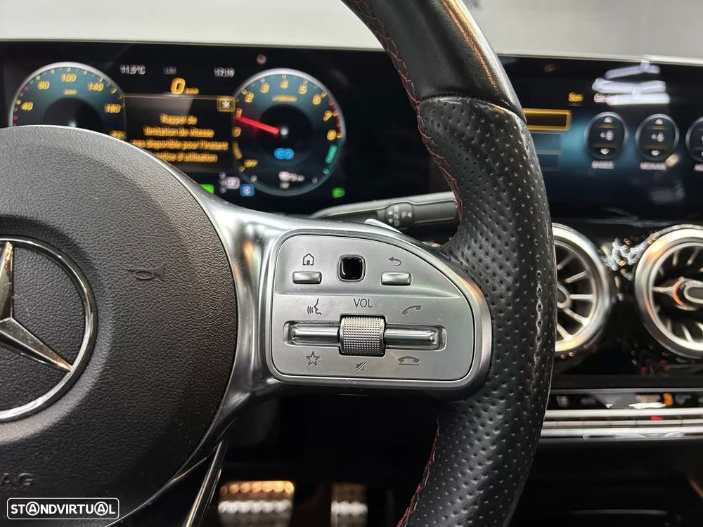 Mercedes-Benz GLA 250 e AMG Line - 40